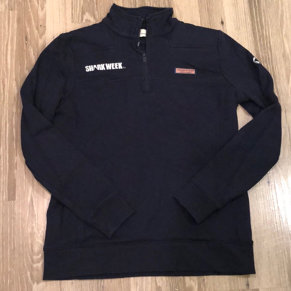 VINEYARD VINES Shark Week Sweatshirt XS